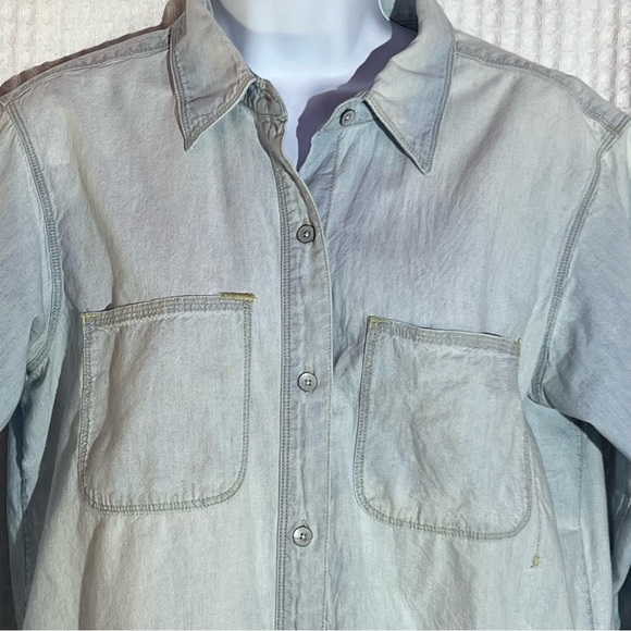 Madewell women fade blue cotton distress top long sleeve button front Sz Small - Picture 3 of 15